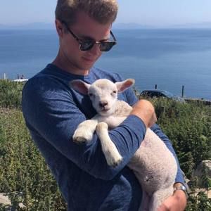 Meet your Posher, Ryan